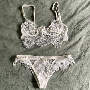 Gooseberry intimates lingerie set (white, size M) - NEVER USED